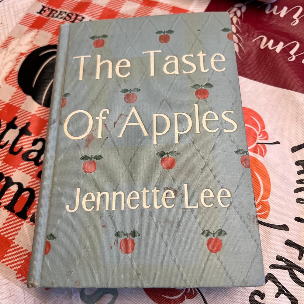 The Taste Of Apples Jennette Lee 1913 Antique Hardcover Book Dodd Mead and Co